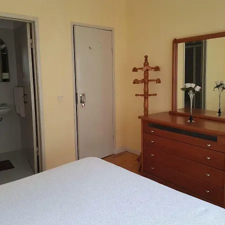 ホームステイ Casa Maria ナザレ